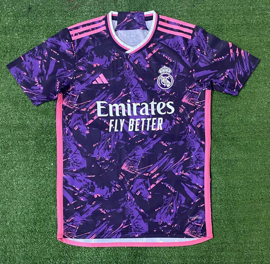 Real Madrid Concept Kit 2025